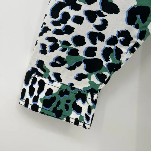 BeachLunchLounge Top Womens Plus Size Green Leopard Print Button Roll Tab Sleeve - Picture 5 of 16